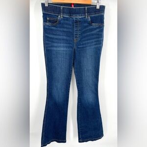 Spanx women’s dark blue pull on dark wash slimming flare denim jean size M